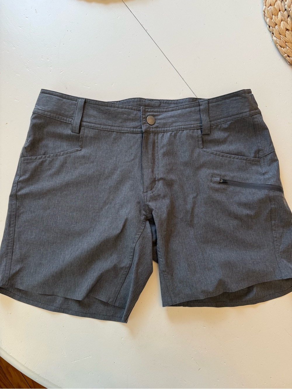 Club Ride Women’s Eden 7” shorts - size medium